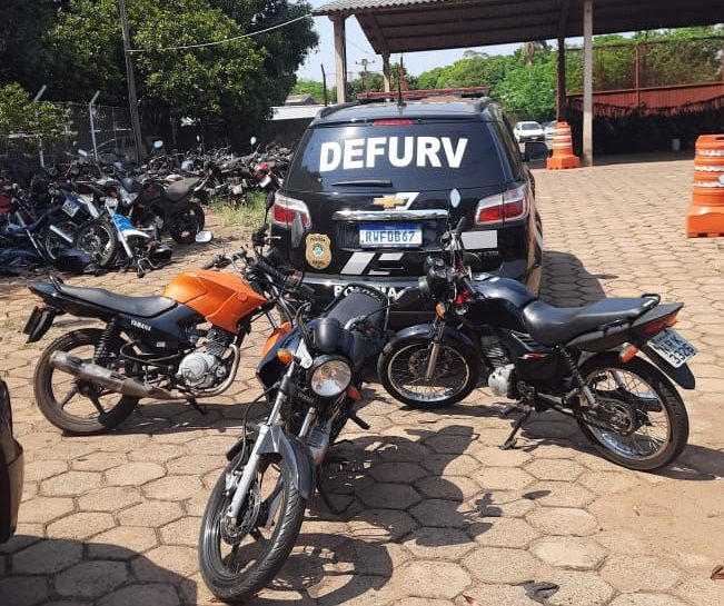 DEFURV recupera motos irregulares e prende suspeito por receptação na Vila Carvalho