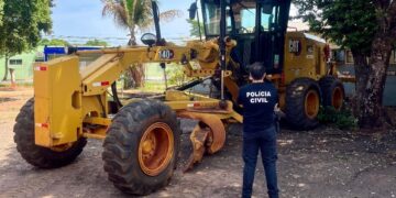 Civil de Ribas do Rio Pardo recupera motoniveladora furtada avaliada em mais de R$ 500 mil