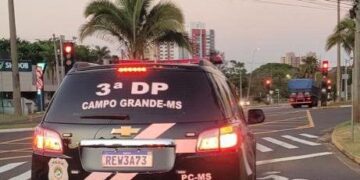 Polícia Civil prende dupla por extorsão relacionada a furto em Campo Grande