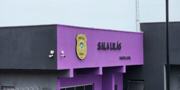 Homem é preso por agressão à companheira em Costa Rica