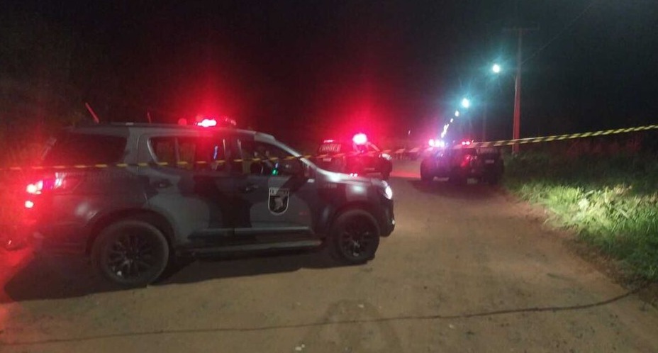Suspeitos de roubo de caminhonete morrem em confronto com o Choque nas Moreninhas