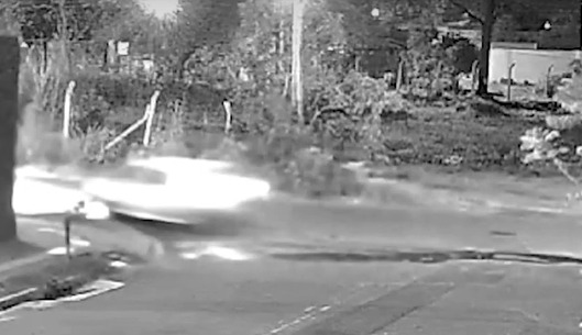 Vídeo mostra atropelamento de 5 crianças no Estrela Dalva