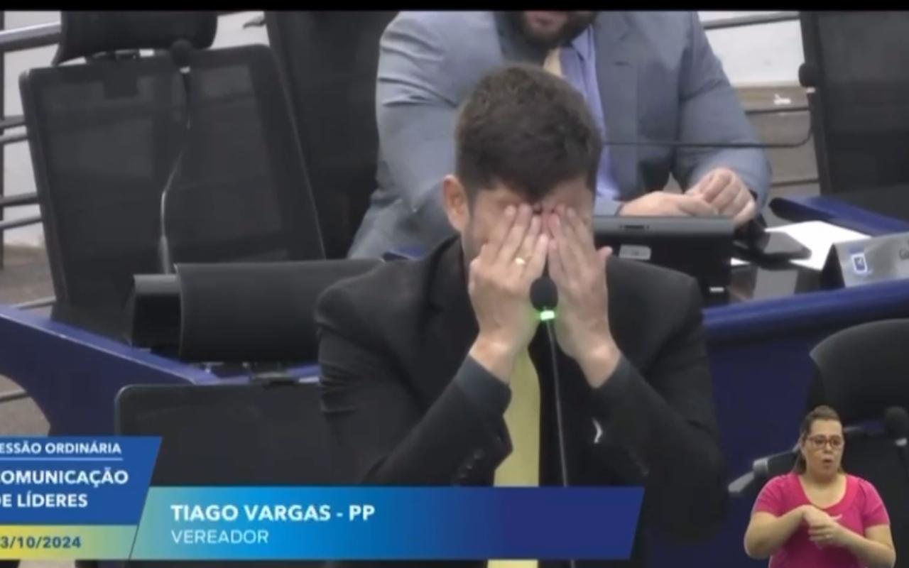 Vídeo: após nova derrota judicial, Tiago Vargas chora e diz que pensa em “tirar a própria vida”
