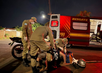 Motociclista é atingido por carro em cruzamento de Nova Andradina; condutor teria desrespeitado sinalização