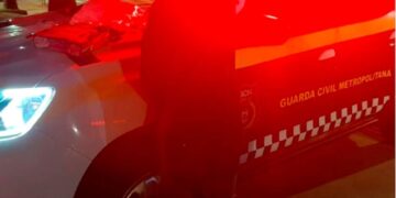 Padrasto e enteado embriagados agridem funcionário do transporte público