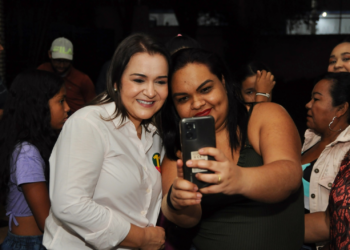 Adriane garante concluir obras do Centro de Belas Artes para fomentar cultura