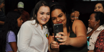 Adriane garante concluir obras do Centro de Belas Artes para fomentar cultura