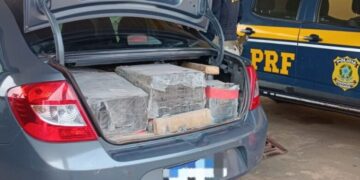 PRF apreende 396 quilos de maconha em Bataguassu