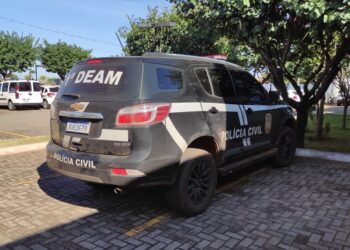 Homem que m*tou esposa e disse que ela tentou su1c1d10 é preso pela DEAM