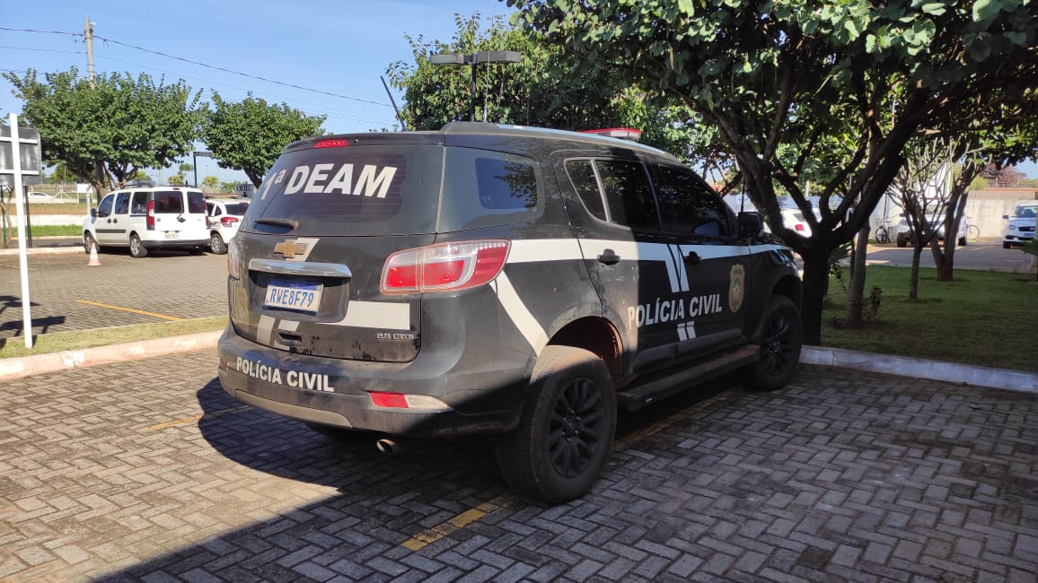 Homem que m*tou esposa e disse que ela tentou su1c1d10 é preso pela DEAM