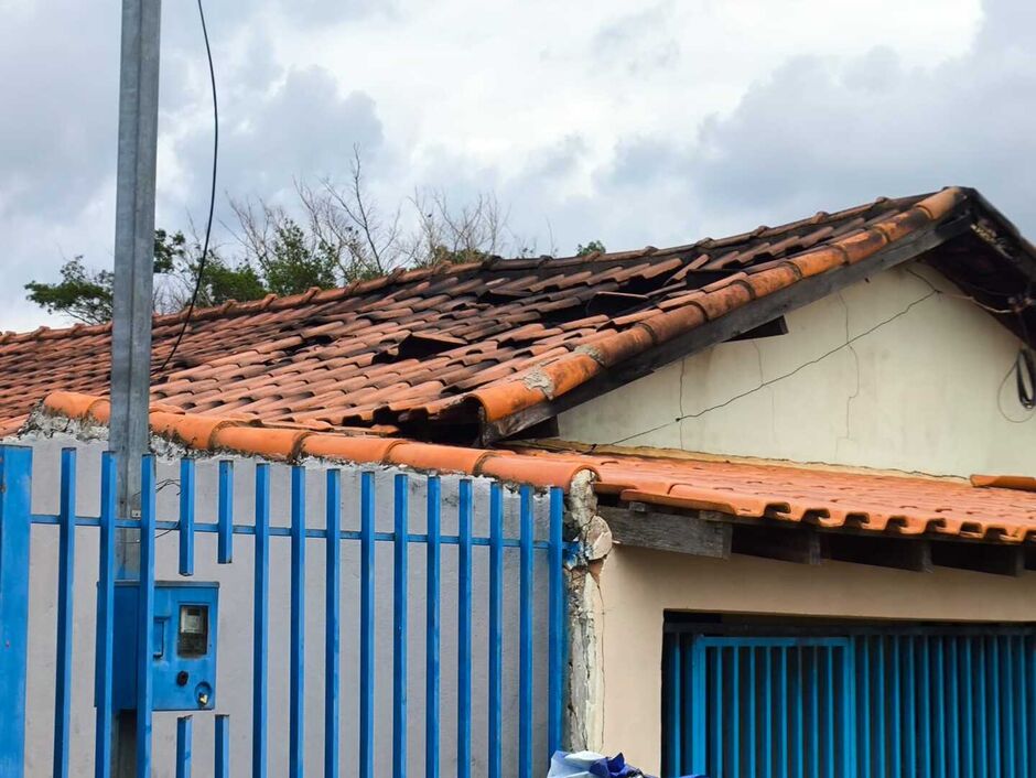 Homem ataca atual namorado da ex e incendeia bens em Campo Grande