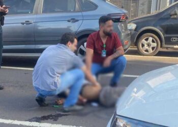 Andarilho é socorrido em estado grave após esfaqueamento em na Av. Calógeras em Campo Grande
