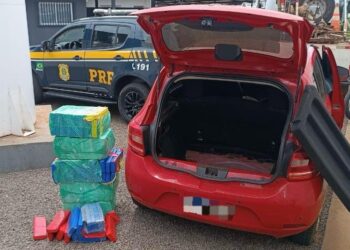 PRF apreende 129 Kg de maconha em Bataguassu