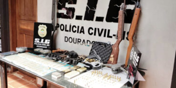 Suspeito de mandar matar pecuarista por dívida de 2 milhões de dólares guardava arsenal em casa 