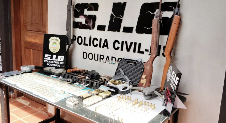 Suspeito de mandar matar pecuarista por dívida de 2 milhões de dólares guardava arsenal em casa 