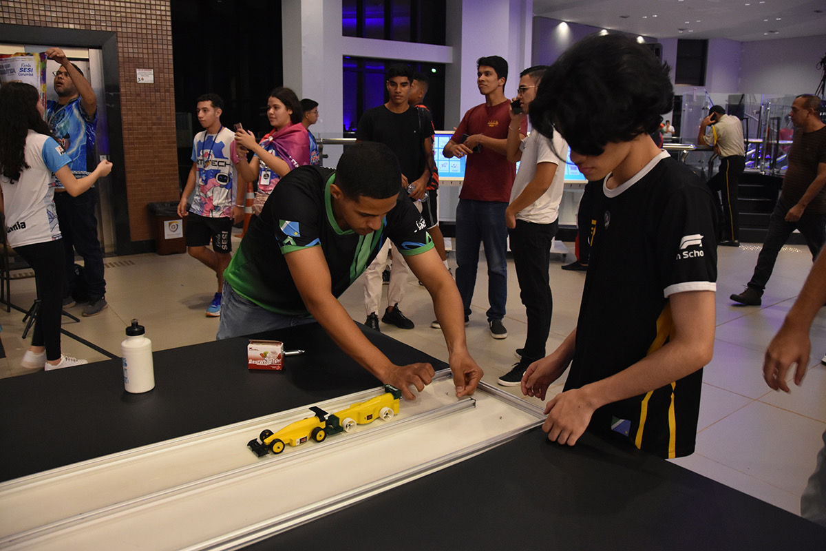 Circuito de Robótica Sesi MS vai reunir em Campo Grande 27 equipes e mais de 200 estudantes