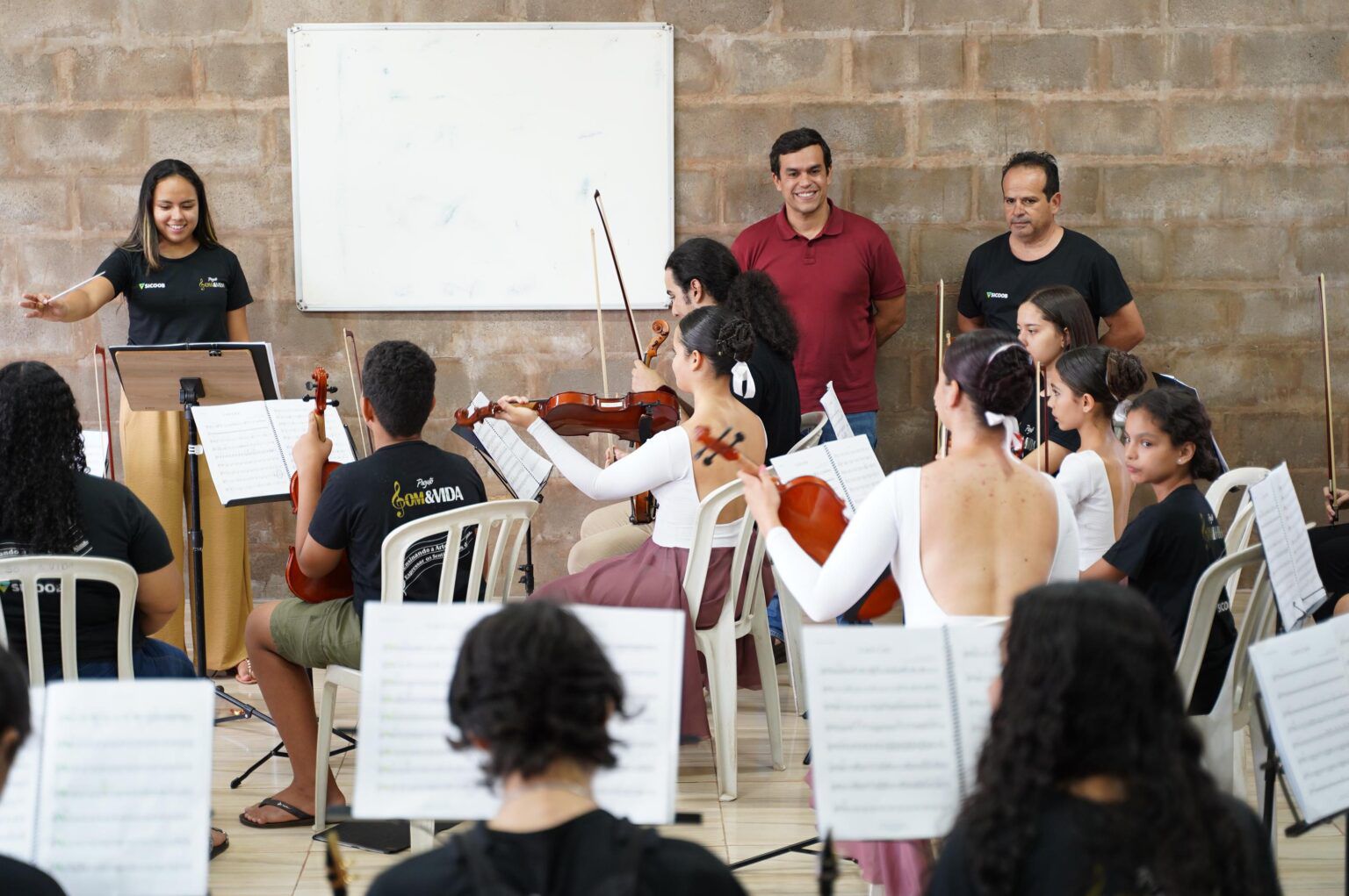 Fruto de um milagre, Projeto Som e Vida é contemplado com emenda de Beto Pereira para compra de van e instrumentos