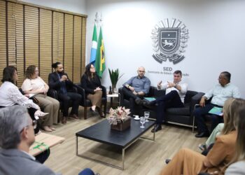 Governo de MS e IFMS discutem projetos educacionais para 2025
