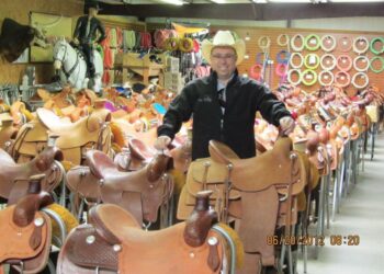 Vídeo mostra desespero de servidores em tentar socorrer médico m*rto em posto de saúde em MS 