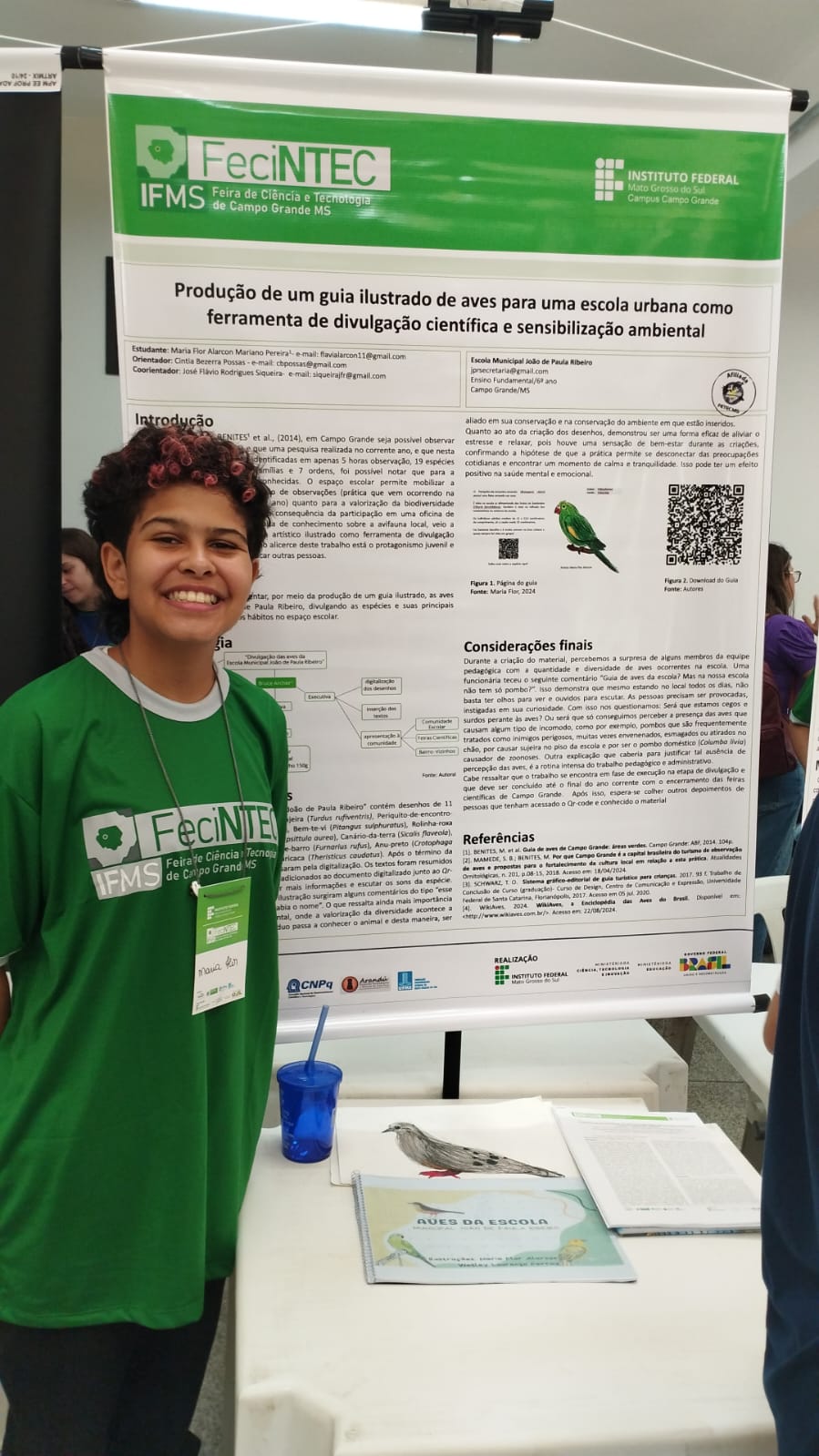 Projeto escolar sobre aves urbanas vence prêmio na Fecintec 2024