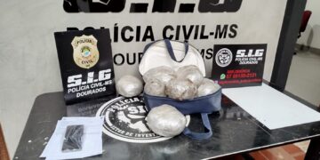 Polícia Civil intercepta entrega de drogas e apreende 5,6 kg de maconha em Dourados