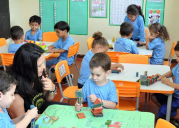 Prefeitura de Campo Grande abre processo seletivo para assistente de Educação Infantil