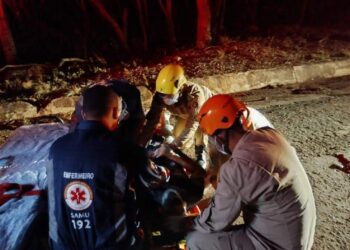 Motociclista de 20 anos m*rre em colisão com carro no bairro Guanandi, em Campo Grande