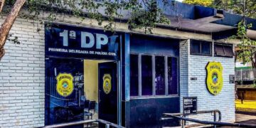 Homem agride companheira com violão após discussão em Dourados