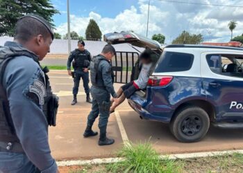 Surtado jovem agride a própria mãe e destrói a casa em Três Lagoas