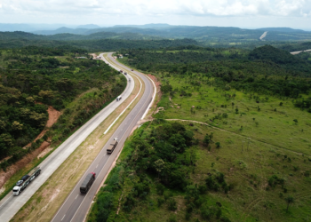 Duas atletas de Camapuã m0rr3m em colisão com carreta na BR-163