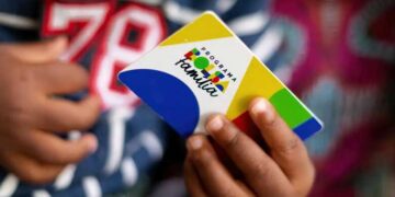 Ministério define calendário de pagamentos do Bolsa Família para 2025