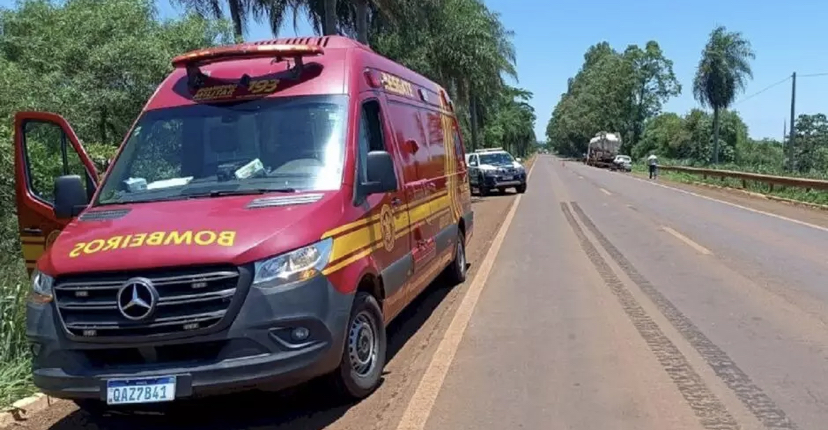 Pedestre morre ao ser atropelado por caminhão carregado de ração em MS