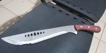 Jovem é morto com golpes de facão após briga em conveniência em MS