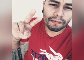 Homem morre ao cair de toboágua em clube