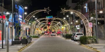 Parada natalina e Cidade do Natal encantam Campo Grande com programação especial
