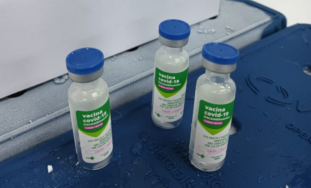 Campo Grande recebe 5.804 doses da vacina contra a Covid, disponíveis nas 74 unidades de saúde da família Campo Grande recebe 5.804 doses da vacina contra a Covid, disponíveis nas 74 unidades de saúde da família