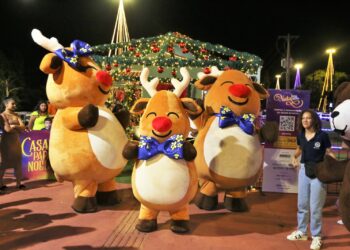 Cidade do Natal tem  sertanejo no sextou e parada natalina