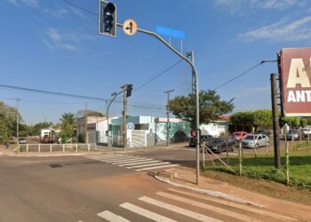 Motociclista fica gravemente ferido em acidente de trânsito em Campo Grande