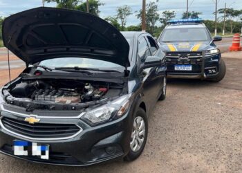 PRF recupera veículo roubado em Nova Alvorada do Sul