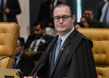 Zanin manda tirar tornozeleira de desembargadores envolvidos na Última Ratio
