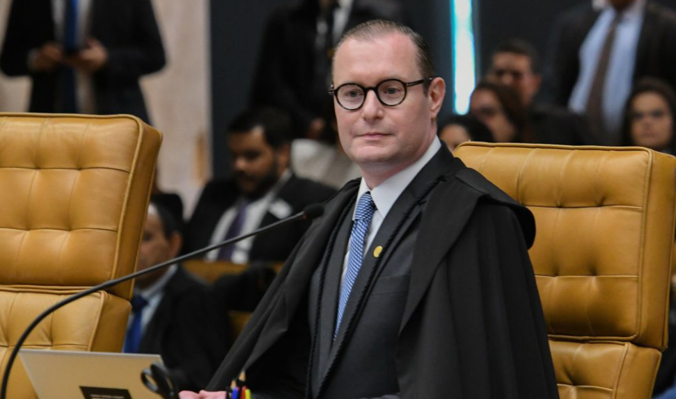 Zanin manda tirar tornozeleira de desembargadores envolvidos na Última Ratio