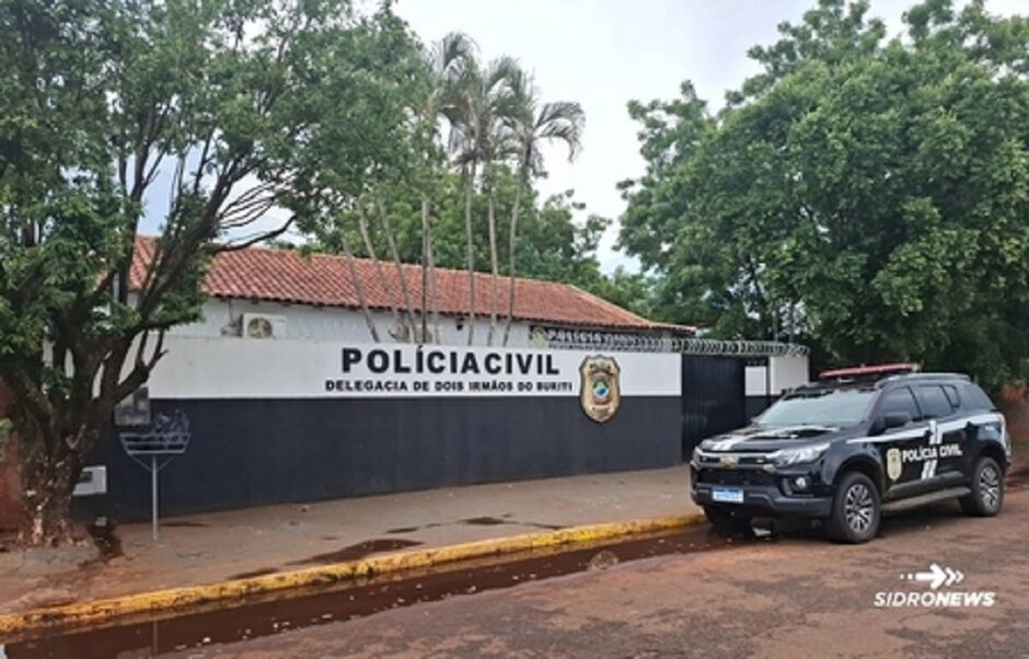 Homem exige PIX da mãe idosa para comprar drogas e é preso em Dois Irmãos do Buriti