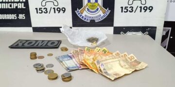 Guarda municipal de Dourados detém jovem com drogas e dinheiro no Jardim Itália