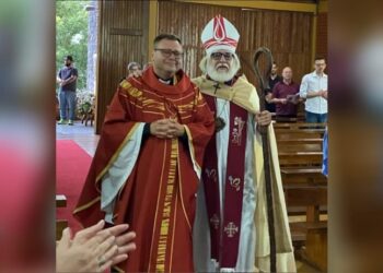 Ordenação de primeiro sacerdote homossexual na Igreja Episcopal Anglicana de Caxias do Sul
