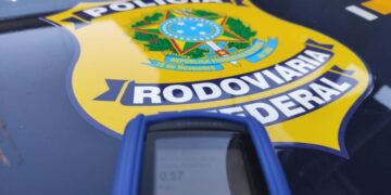 Motorista de caminhão é preso por dirigir sob efeito de álcool em Guia Lopes da Laguna