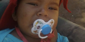 Presos há quase 1 ano, mãe e padrasto que mataram bebê são soltos