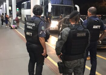 71 Bolivianos são resgatados em cárcere numa casa em Campo Grande; PF investiga o caso 