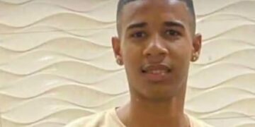 Jogador de futebol é baleado após pisar no pé de traficante na noite de revéillon