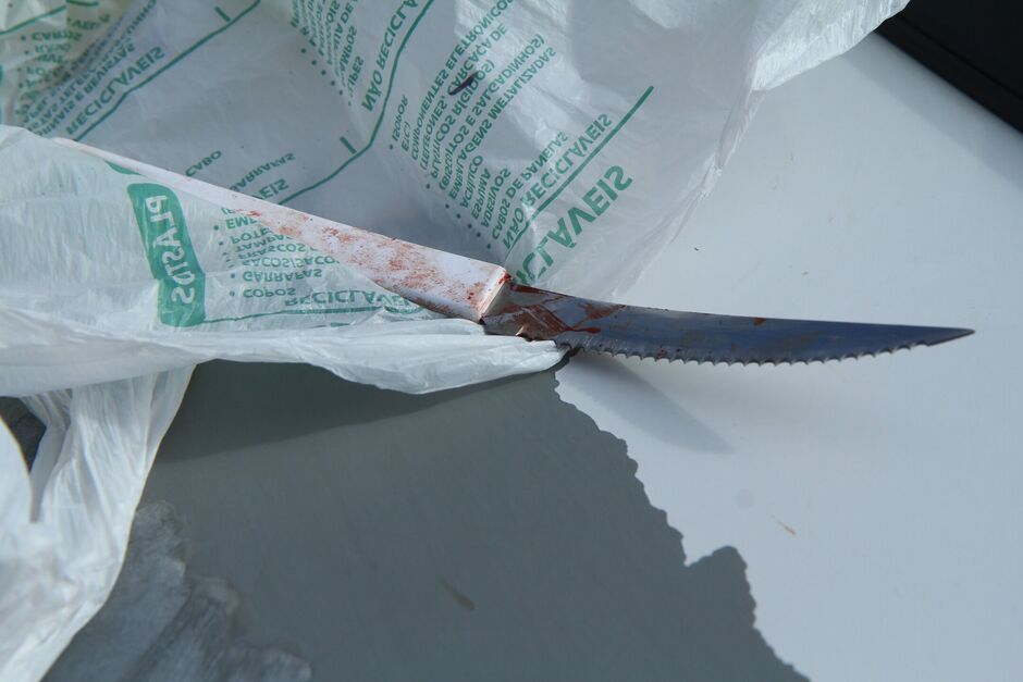 Homem é esfaqueado pelo enteado durante  bebedeira em Campo Grande