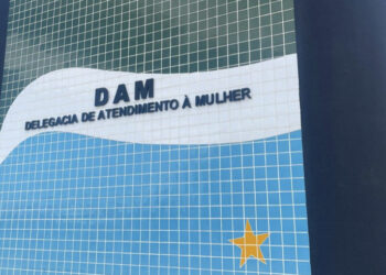 Professor é indiciado por importunação sexual contra alunas em MS